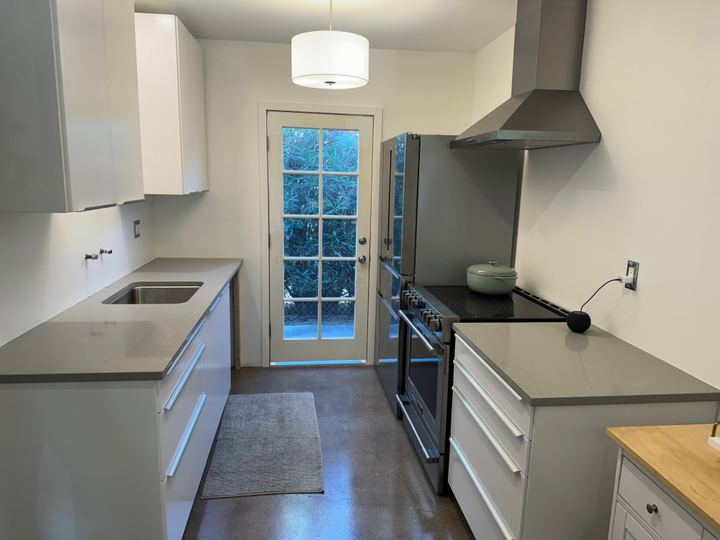 1 Bed / 1 Bath photo 1