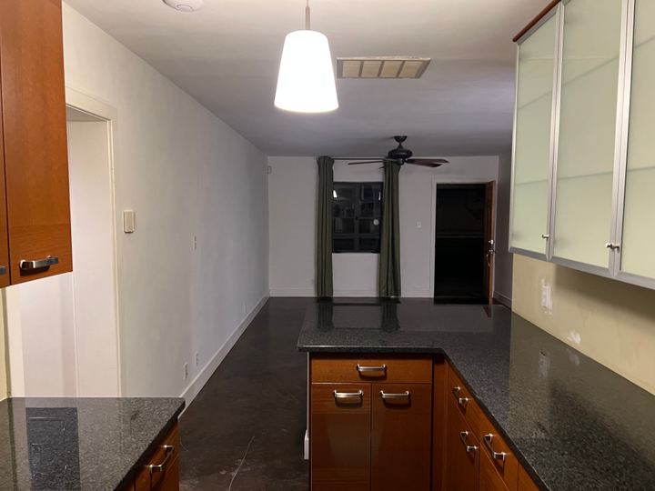 1 Bed / 1 Bath photo 3